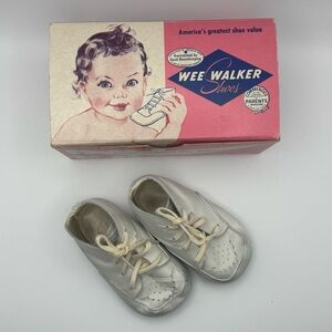 Vintage Wee Walker Baby Shoes with Original Box White Leather Size 1
